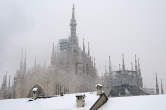 20091222_153403 Duomo sotto alla neve.jpg